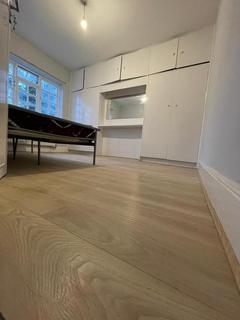 3 bedroom terraced house to rent, Northbrook Road, Ilford IG1