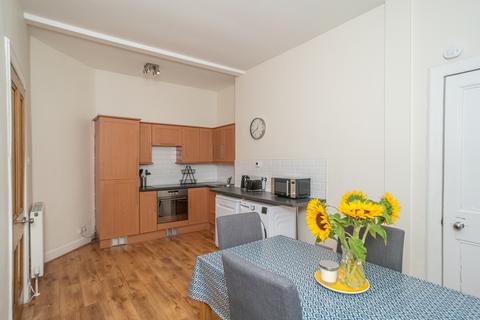 1 bedroom terraced house to rent, Easter Road, Edinburgh, EH6