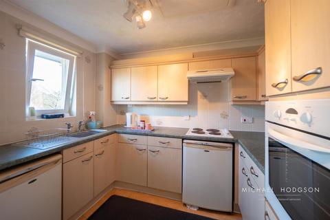 1 bedroom flat for sale, Sanford Court, Ashbrooke, Sunderland