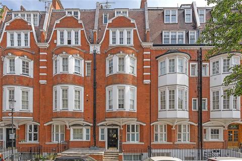 Sloane Court West, Chelsea, SW3