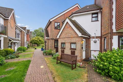 2 bedroom flat for sale, Giles Gate, Great Missenden HP16
