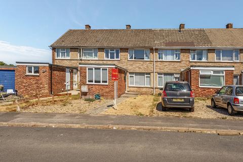 Kersey Crescent, Speen, Newbury