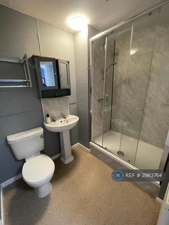 House in London - View 4