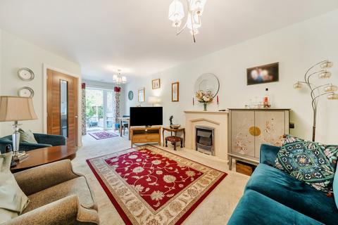 2 bedroom apartment for sale, Manor Park Road, Chislehurst, Kent, BR7