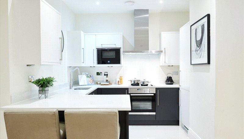 Apartment in London, Hammersmith - View 3