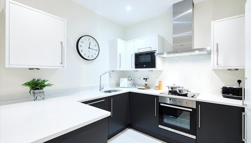 Apartment in London, Hammersmith - More