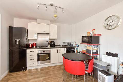 2 bedroom end of terrace house for sale, Cromwell Avenue, East Cowes PO32