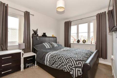 2 bedroom end of terrace house for sale, Cromwell Avenue, East Cowes PO32