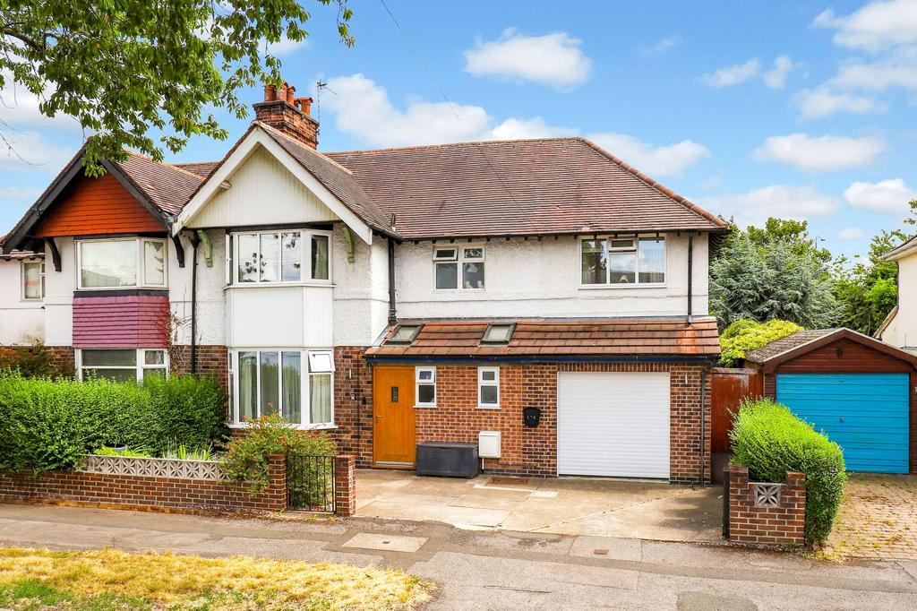 First Avenue, Nottingham NG4, Nottingham