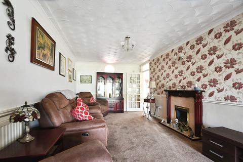3 bedroom semi-detached bungalow for sale, Gilling Way, SWINDON