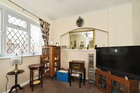 3 bedroom semi-detached bungalow for sale, Gilling Way, SWINDON