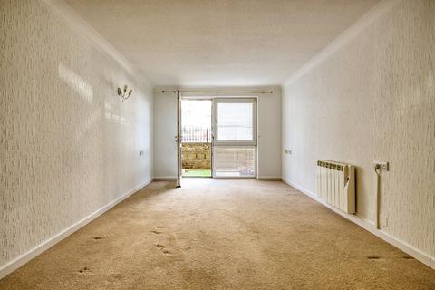 1 bedroom apartment for sale, Wellington Crescent, Ramsgate, Kent, CT11