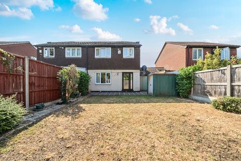 3 bedroom semi-detached house for sale, Campion Place, Thamesmead