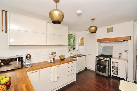 3 bedroom detached house for sale, Staplecross, Robertsbridge, East Sussex, TN32