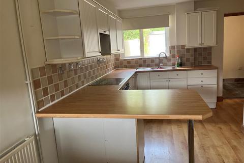 3 bedroom terraced house to rent, Hawker Square, Upper Rissington, Cheltenham