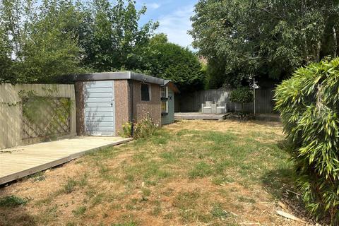 3 bedroom terraced house to rent, Hawker Square, Upper Rissington, Cheltenham