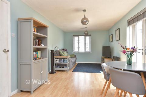 1 bedroom ground floor flat for sale, Woodfall Drive, Dartford DA1