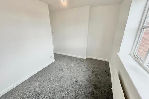 2 bedroom semi-detached house to rent, South Shields NE34