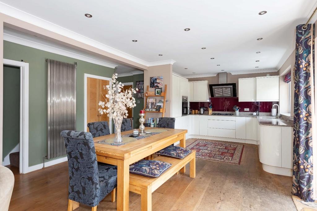 Caisters Close, Hove - View 4