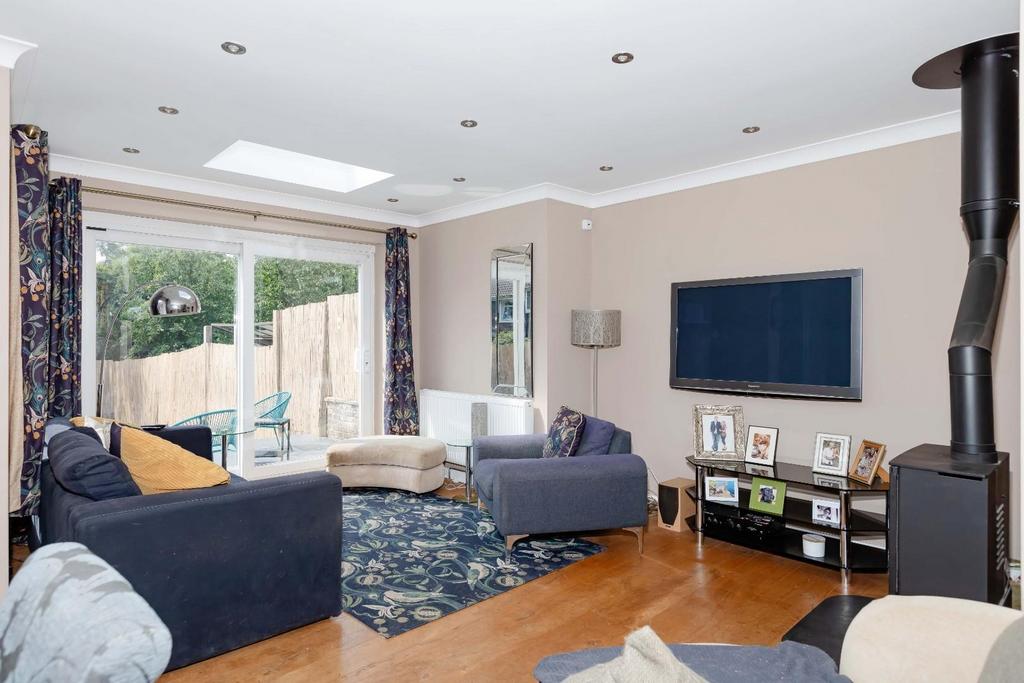 Caisters Close, Hove - View 6