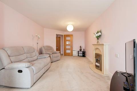 1 bedroom flat for sale, Goodes Court, Royston