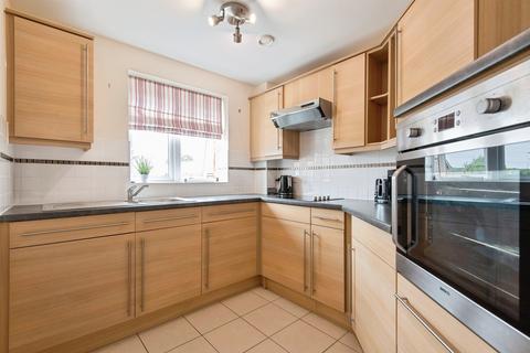 1 bedroom flat for sale, Goodes Court, Royston