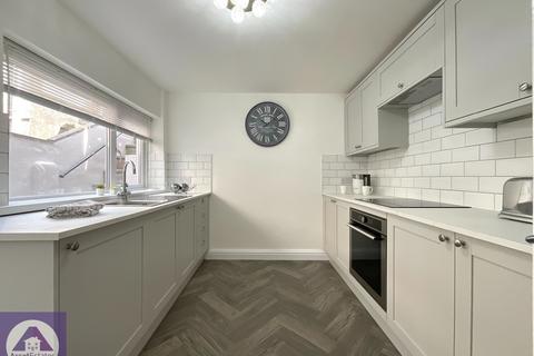 2 bedroom terraced house for sale, Queen Street, Abertillery