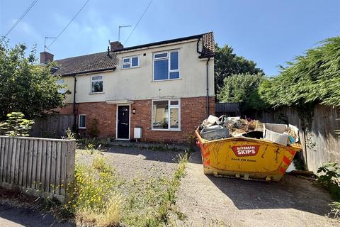undefined, West Parade, Warminster BA12