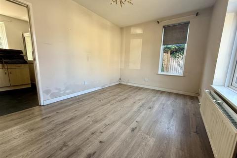 undefined, West Parade, Warminster BA12