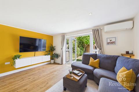 3 bedroom semi-detached house for sale, Sunflower Way, Cheshire CW8