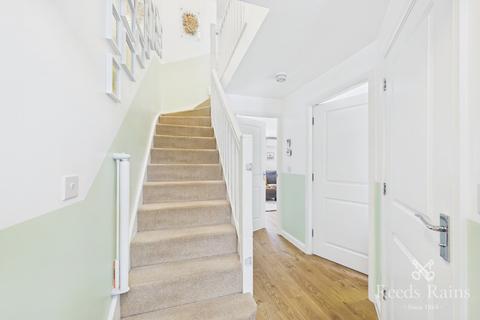 3 bedroom semi-detached house for sale, Sunflower Way, Cheshire CW8