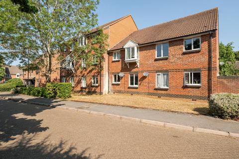 1 bedroom flat for sale, Weybrook Drive, Surrey GU4