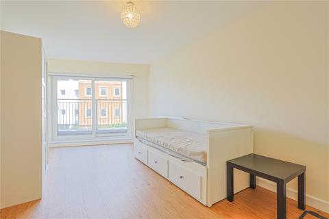 Studio to rent, Boulevard Drive, London, NW9