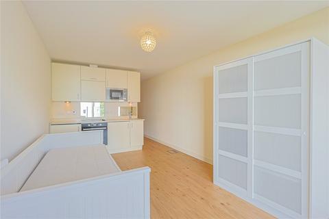 Studio to rent, Boulevard Drive, London, NW9