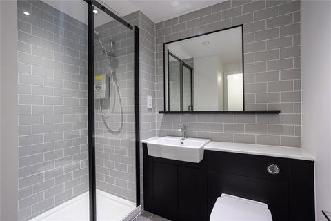 Studio to rent, Beaufort Square, London, NW9