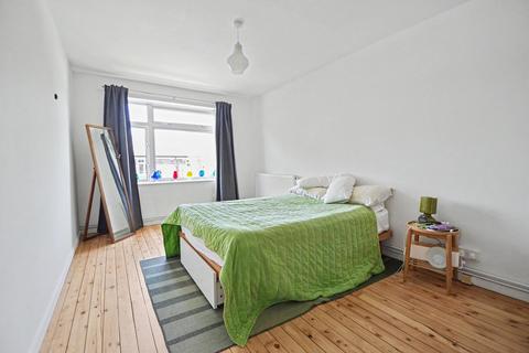 1 bedroom flat for sale, Winchester