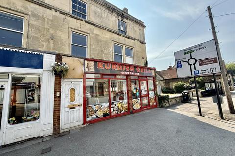 3 bedroom flat for sale, High Street, Melksham