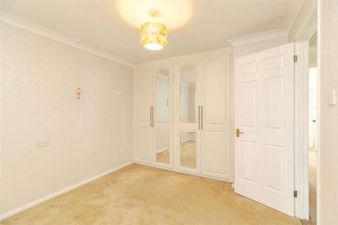 2 bedroom bungalow for sale, Kingsmeadow, Bierton, Aylesbury HP22