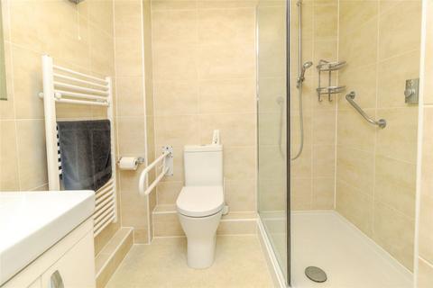 2 bedroom bungalow for sale, Kingsmeadow, Bierton, Aylesbury HP22