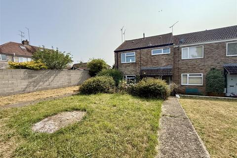 3 bedroom end of terrace house for sale, Little Down, Chippenham