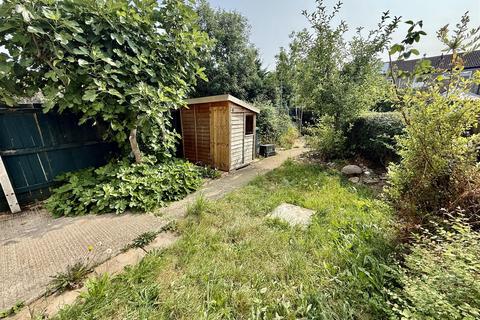 3 bedroom end of terrace house for sale, Little Down, Chippenham