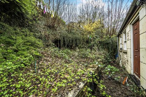 2 bedroom semi-detached house for sale, Wellsway, Bath