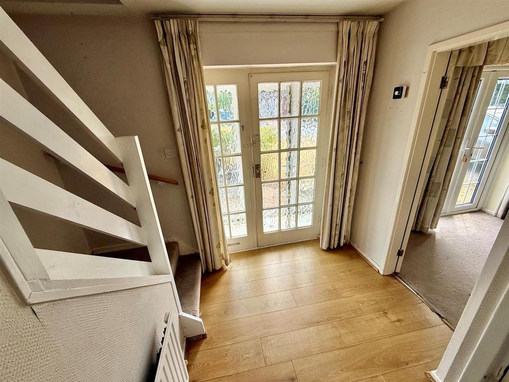 House in Solihull - More