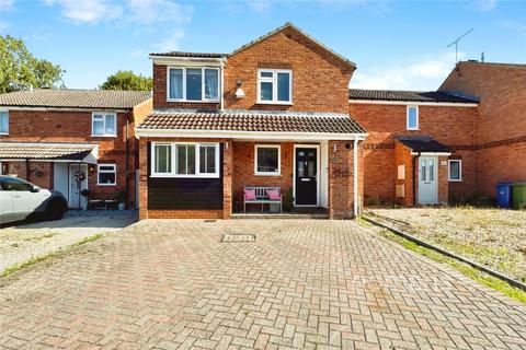 4 bedroom semi-detached house for sale, Isis Way, Sandhurst, Berkshire