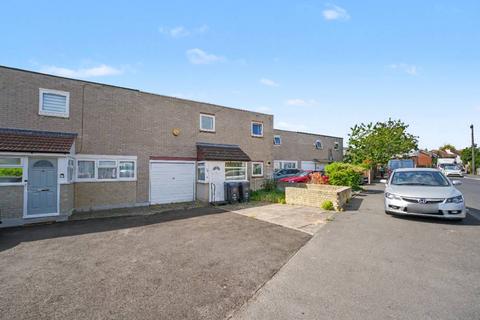 Lewis Road, Mitcham CR4