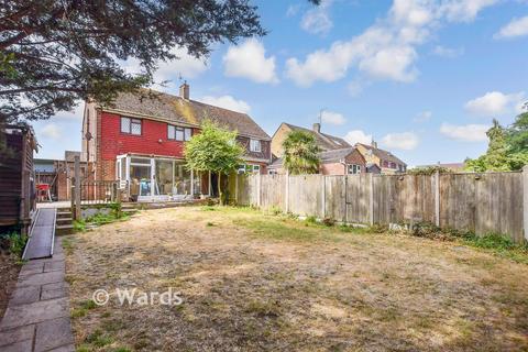 3 bedroom semi-detached house for sale, The Avenue, Aylesford ME20