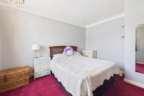 2 bedroom semi-detached bungalow for sale, Gerrard Gardens, Pinner HA5