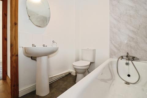 1 bedroom flat for sale, Staple Hill Road, Bristol, BS16