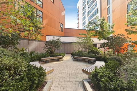 1 bedroom apartment for sale, Market Street, Bracknell, Berkshire