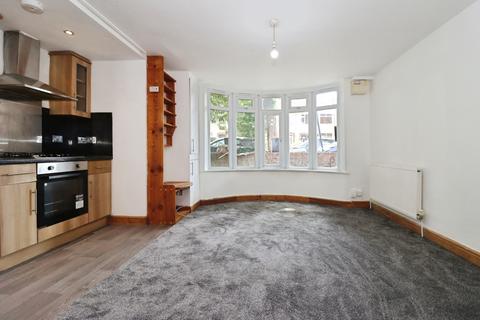 1 bedroom flat for sale, Staple Hill Road, Bristol, BS16